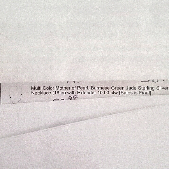 💛💚 BEAUTIFUL JADE AND MOTHER OF PEARL NECKLACE - Picture 7 of 7